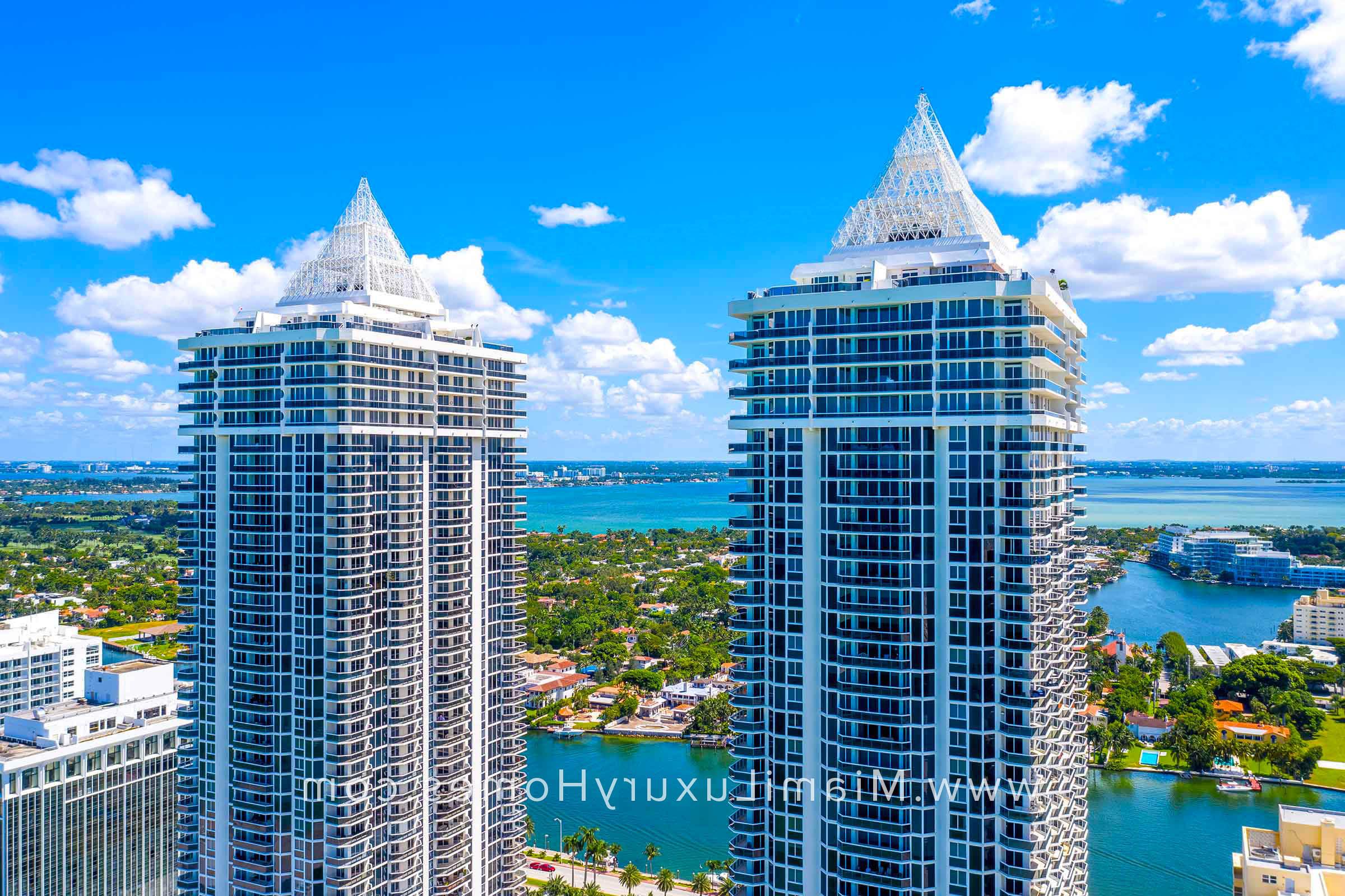 Blue Diamond Condos in Miami Beach